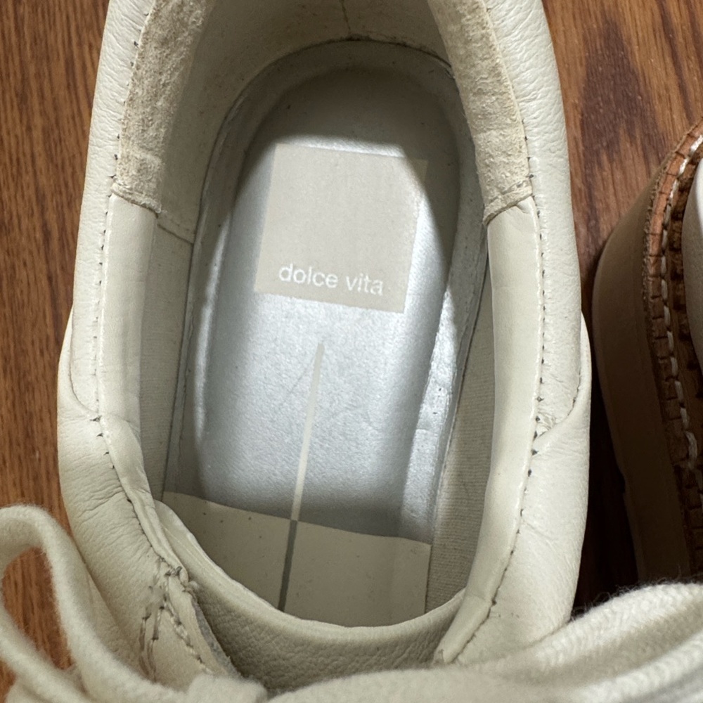 Dolce Vita Cream Platform Sneakers - Picture 4 of 5